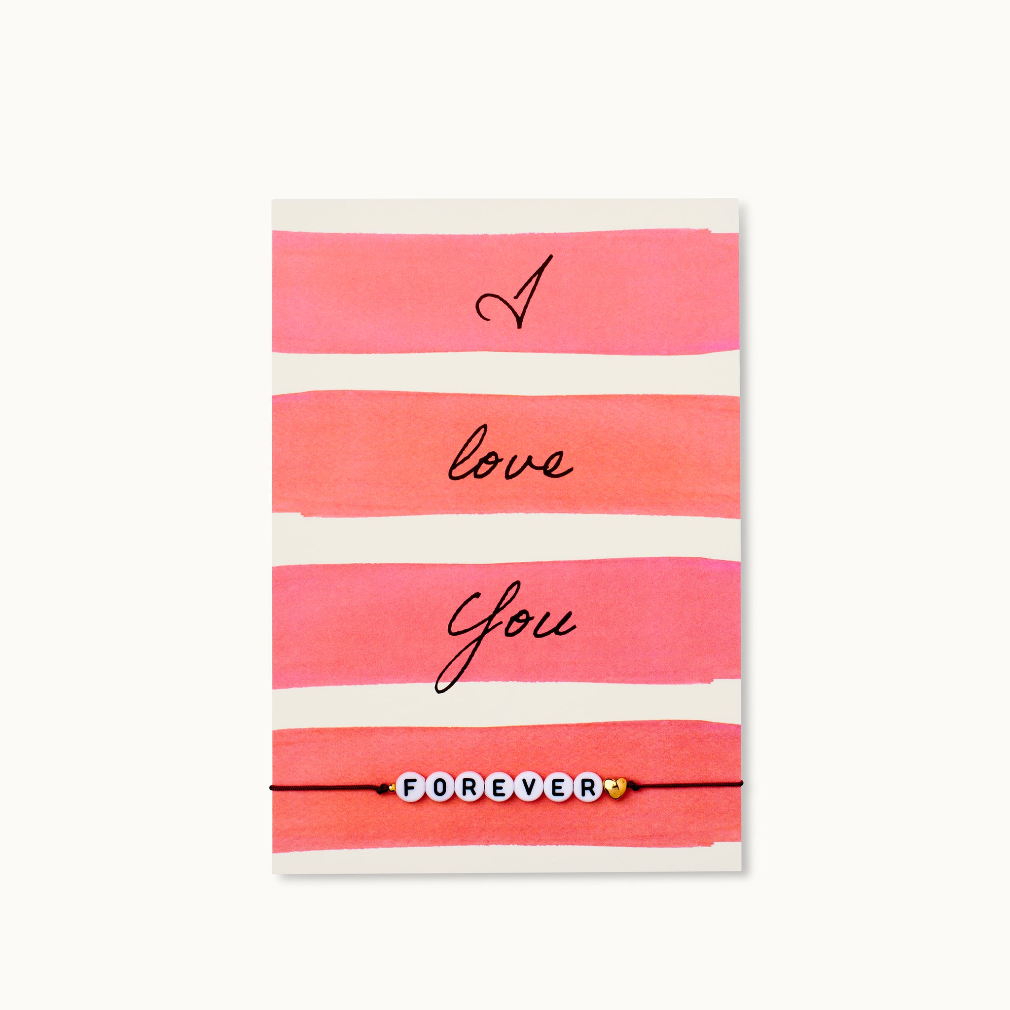 I love You forever! Karte mit dem Schriftzug FOREVER aus Acrylperlen und einem 18 Karat vergoldeten Herz an einem dunkelroten Armband. 