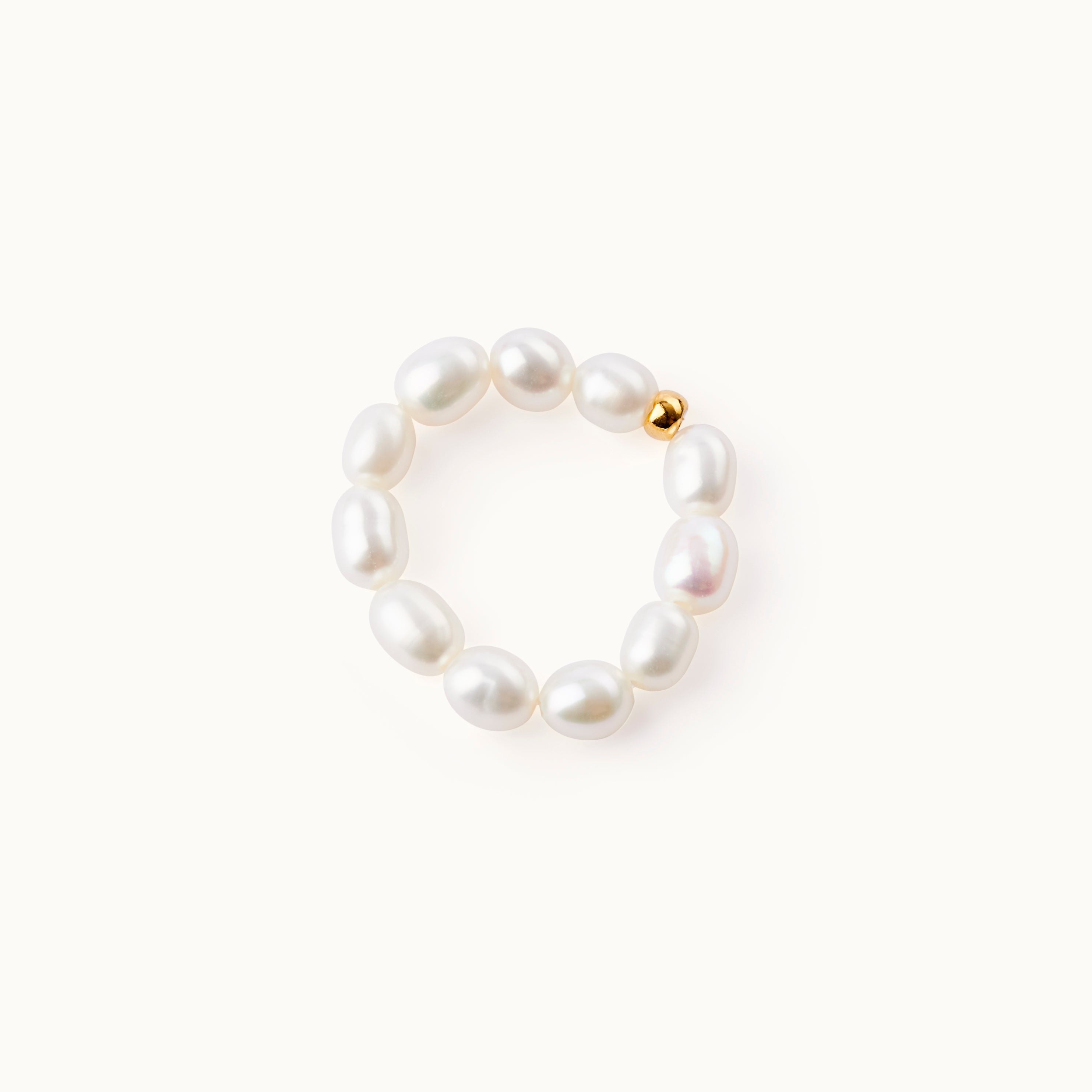 Pearl ring of freshwater pearls The Classic
